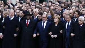 Tous bras-dessus, bras-dessous pour la liberté d'expression ?